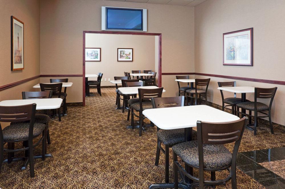 Holiday Inn Express Hotel & Suites Minneapolis-Downtown Convention Center By Ihg Ngoại thất bức ảnh